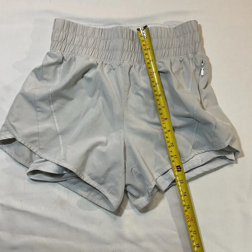 Avia Light Gray High Waist Elastic Band Size S (0-2) Running Shorts Zip Pocket‎